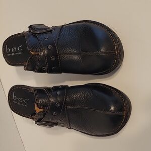 B.O.C. Clogs Size 9m in Dark Brown